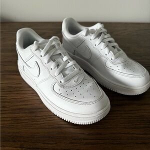 Boys size 1.5 Air Force Ones - BARELY WORN